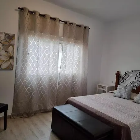 Abubilla House - Comfortable With Garden & Terrace In A Quiet Area Nazaret