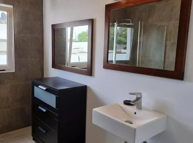 Abubilla House - Comfortable With Garden & Terrace In A Quiet Area Appartement *